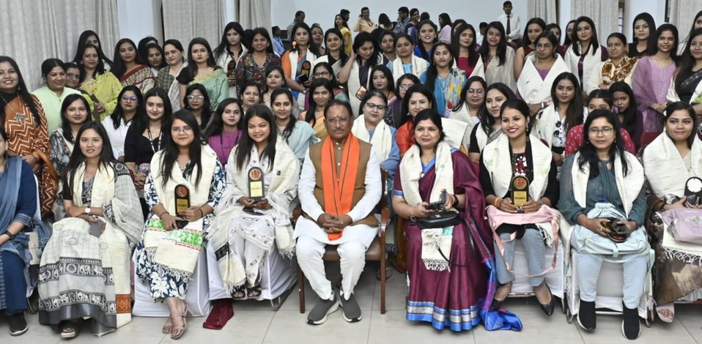 1741617688_275fa90e5742bb4ed270