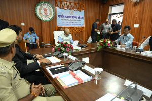 1742565006_adf2fcae537cfae7a2c3