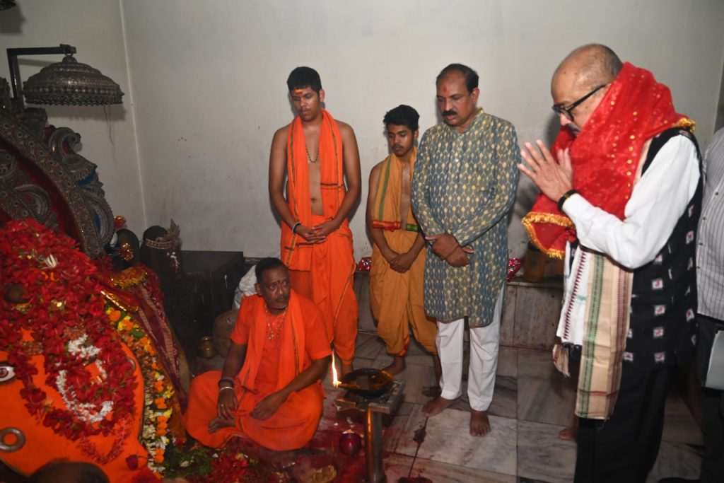 1744015144_ce5fe4b2ee0a5e09459e