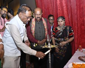 1744119708_05509fec482ed8ba5b95