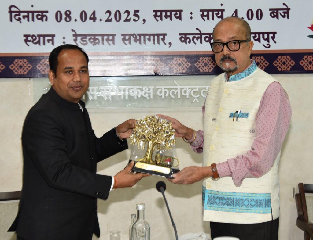 1744129263_cafa474b4920154cc6ad