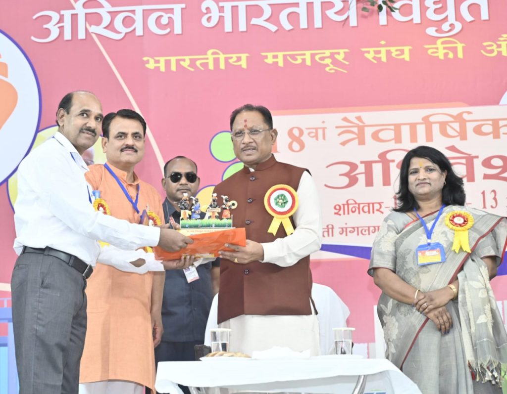 1744451321_a2076f52083789d47a93