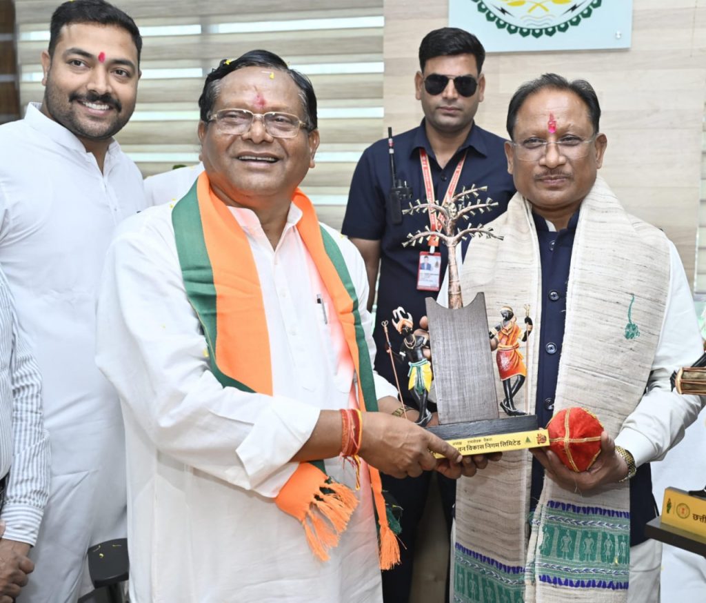 1744537876_cfe0a693dda2ea121f4b