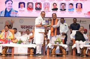 1744817596_0aa13e0030d5f4a2bbac