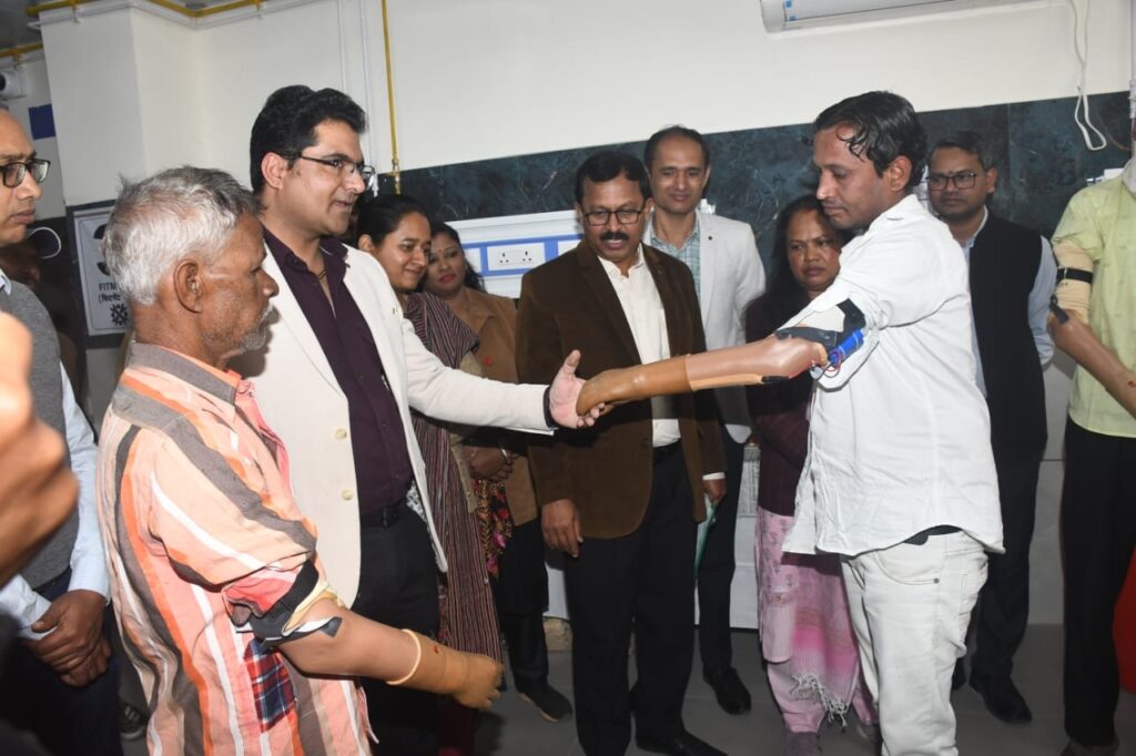 Inner-Bhopal270126091406