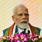 वाराणसी में पीएम मोदी ने अरविंद लिमिटेड की नई टेक्सटाइल यूनिट का किया उद्घाटन, महिलाओं को मिलेगा रोजगार